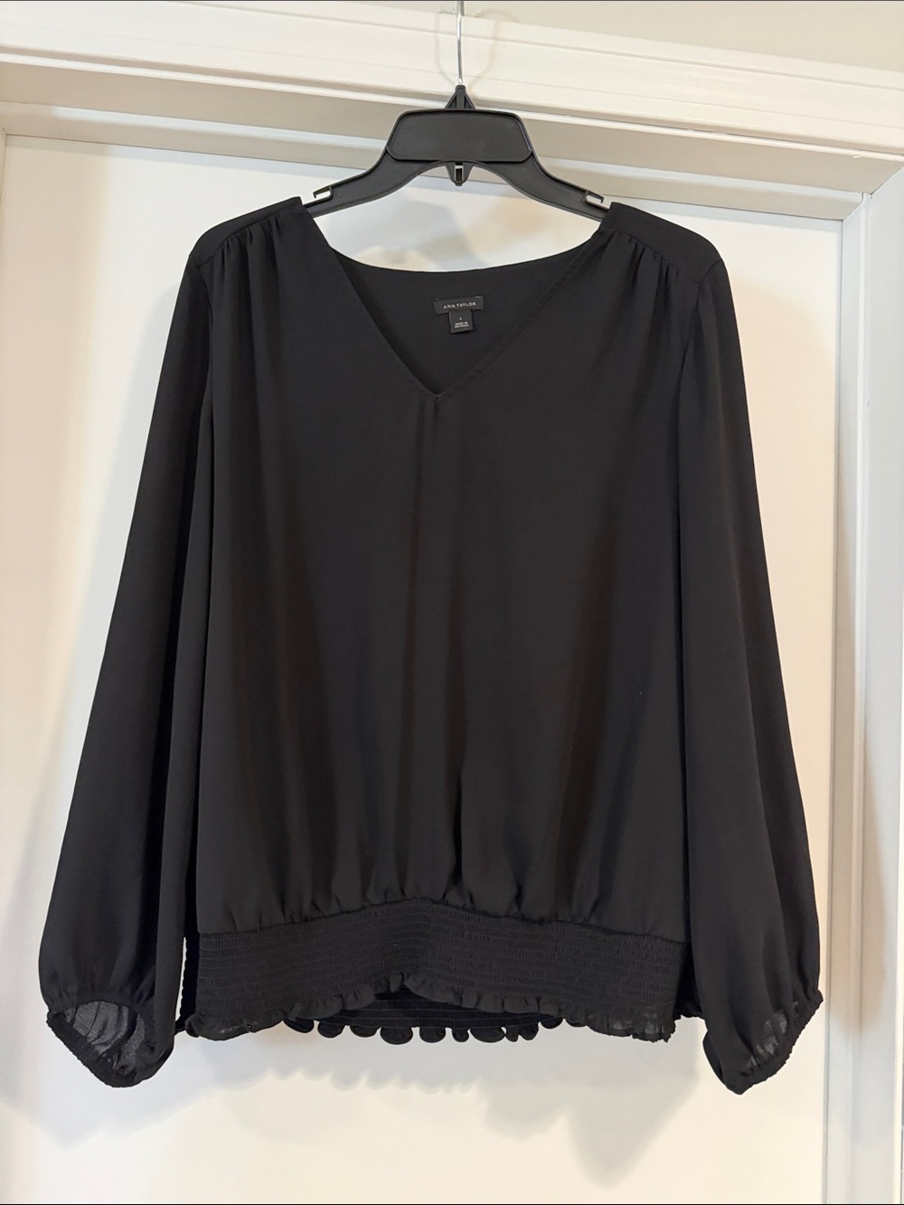 Ann Taylor Black V-Neck Long-Sleeve Smocked Hem Blouse